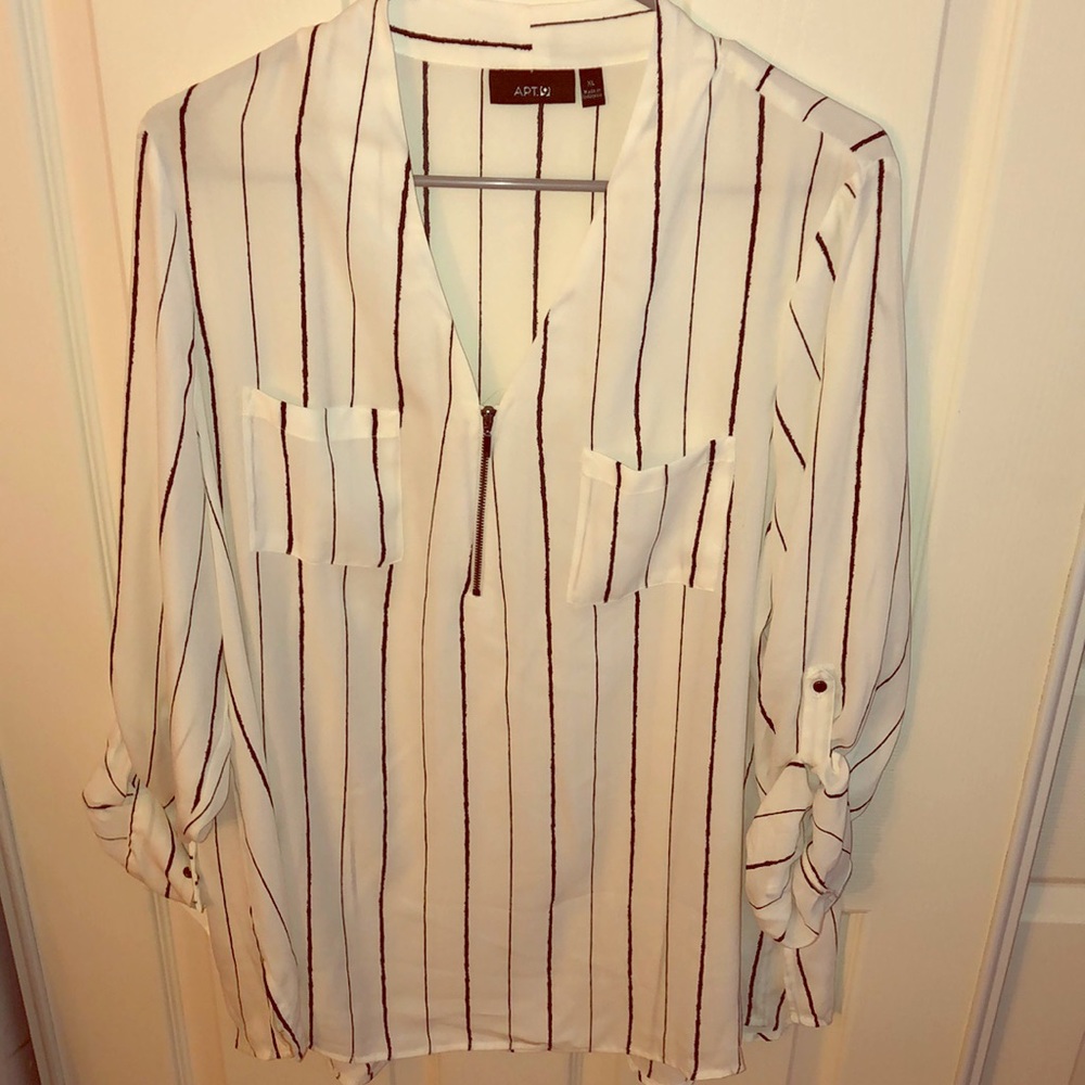 APT.9 White with black stripes blouse